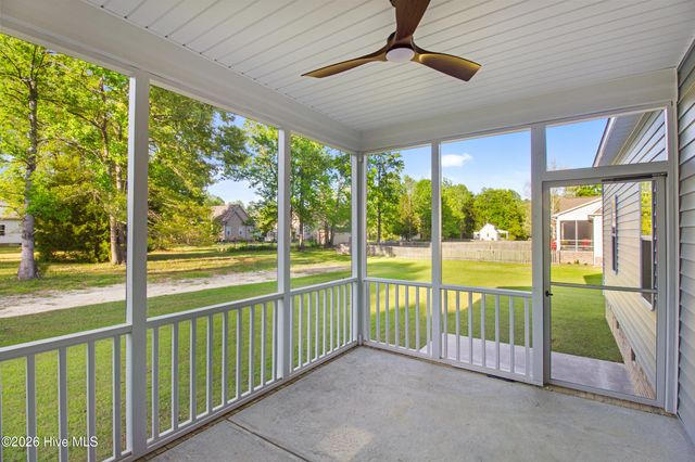 107 E Holly Ridge Road, New Bern, NC 28562