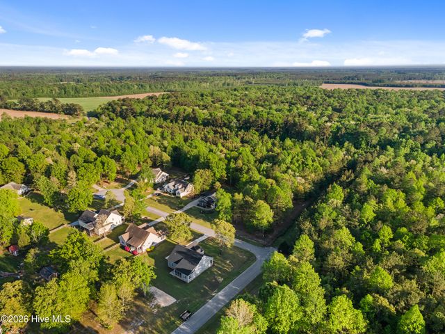 107 E Holly Ridge Road, New Bern, NC 28562