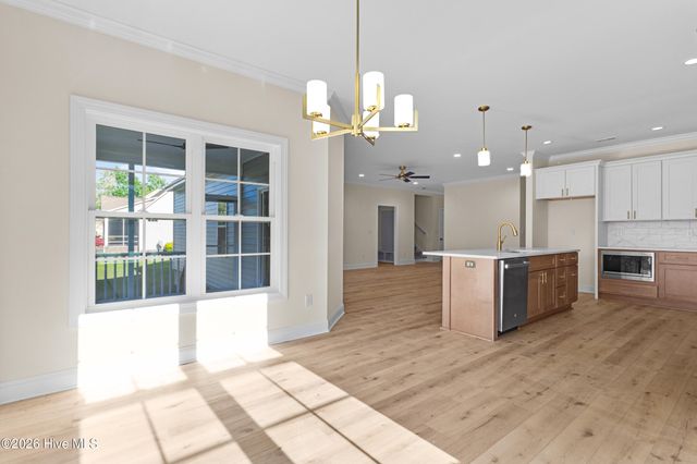 107 E Holly Ridge Road, New Bern, NC 28562