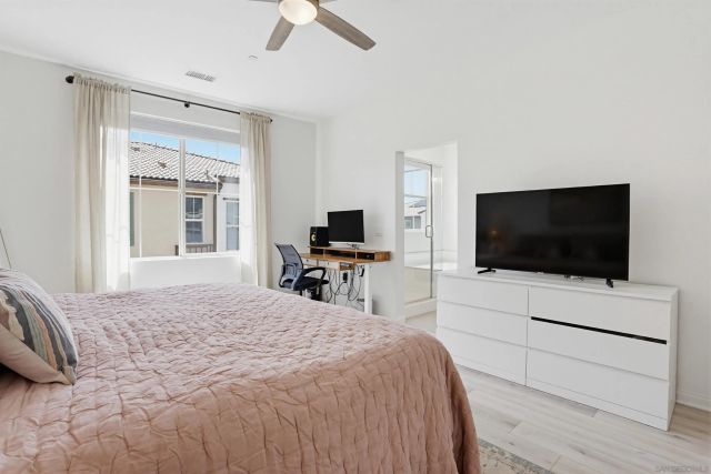 1739 Valley Oak, Oceanside, CA 92056
