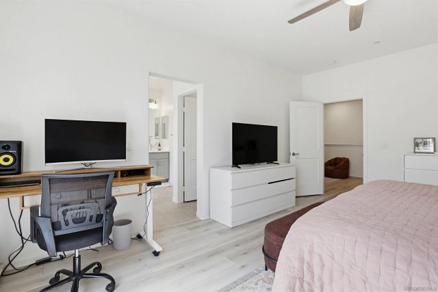1739 Valley Oak, Oceanside, CA 92056
