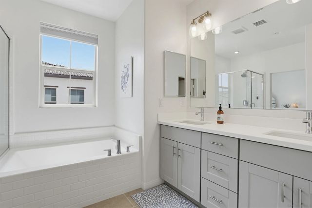 1739 Valley Oak, Oceanside, CA 92056