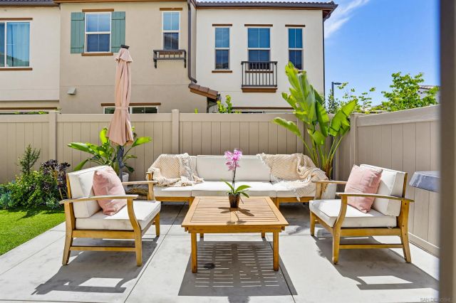 1739 Valley Oak, Oceanside, CA 92056