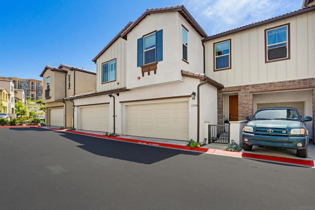 1739 Valley Oak, Oceanside, CA 92056