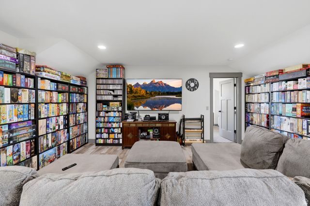 849 W 2700 S, Syracuse, UT 84075