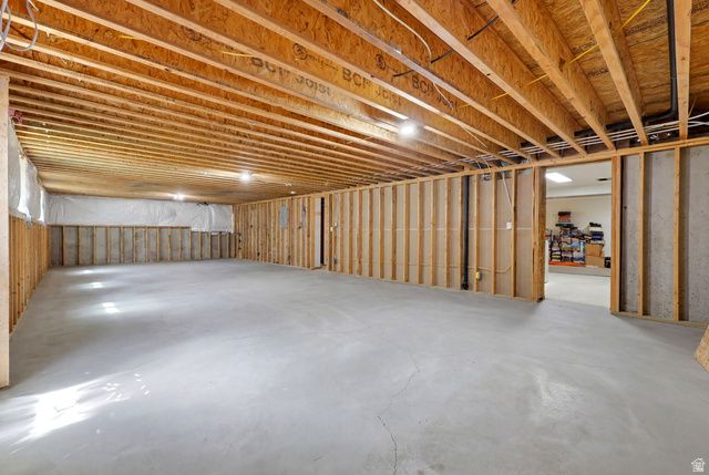 849 W 2700 S, Syracuse, UT 84075