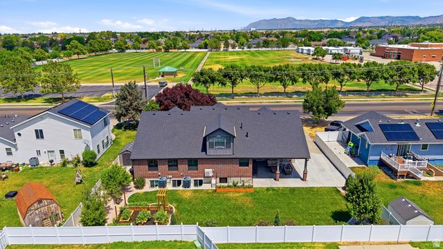 849 W 2700 S, Syracuse, UT 84075
