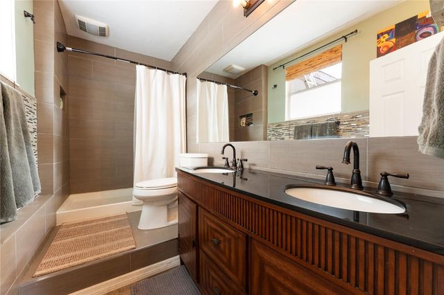 40TH STREET, Sarasota, FL 34234