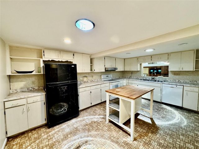 40TH STREET, Sarasota, FL 34234