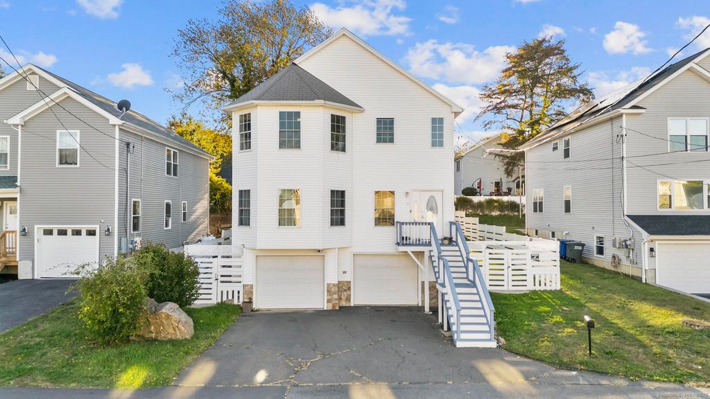 39 Infield Street, Bridgeport, CT 06606