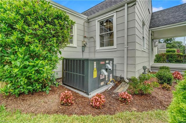 7524 Virginian DR, Norfolk, VA 23505