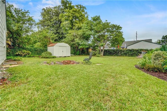 7524 Virginian DR, Norfolk, VA 23505