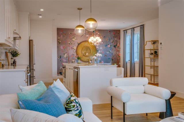 7207 Gaston Avenue 1002, Dallas, TX 75206