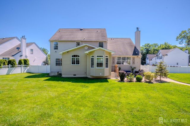 4 Dorene Court, Monroe, NJ 08831
