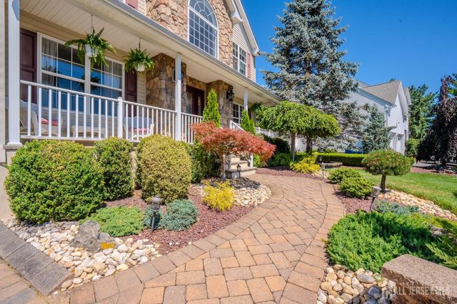 4 Dorene Court, Monroe, NJ 08831