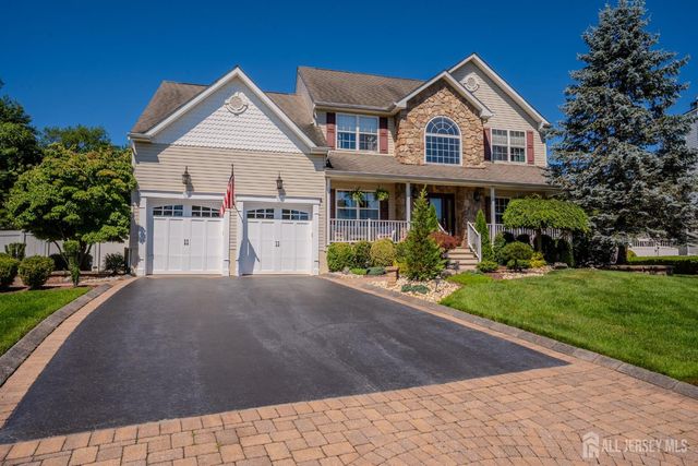 4 Dorene Court, Monroe, NJ 08831