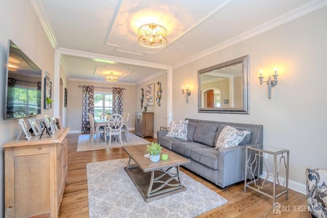 4 Dorene Court, Monroe, NJ 08831