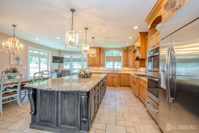 4 Dorene Court, Monroe, NJ 08831