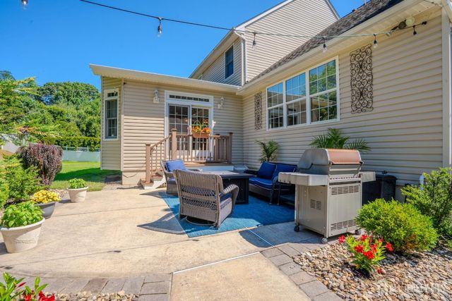 4 Dorene Court, Monroe, NJ 08831