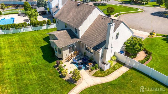 4 Dorene Court, Monroe, NJ 08831