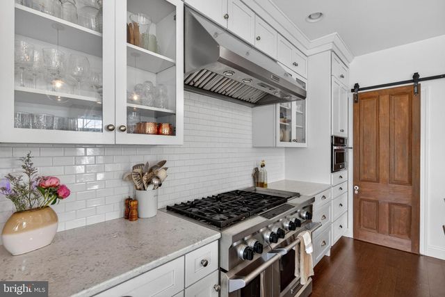 1321 BANNER DR, Lancaster, PA 17601