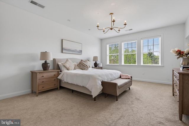 1321 BANNER DR, Lancaster, PA 17601