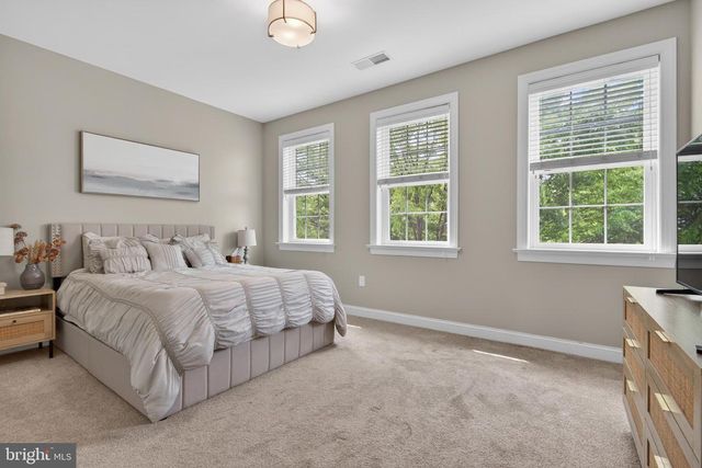 1321 BANNER DR, Lancaster, PA 17601