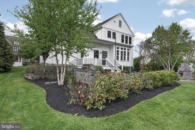 1321 BANNER DR, Lancaster, PA 17601