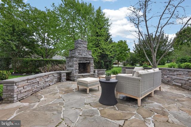 1321 BANNER DR, Lancaster, PA 17601