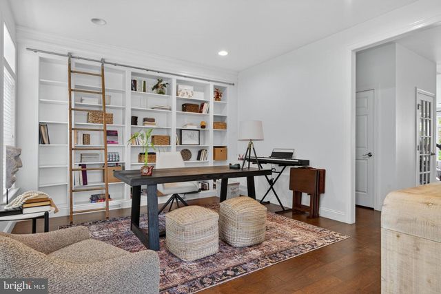 1321 BANNER DR, Lancaster, PA 17601