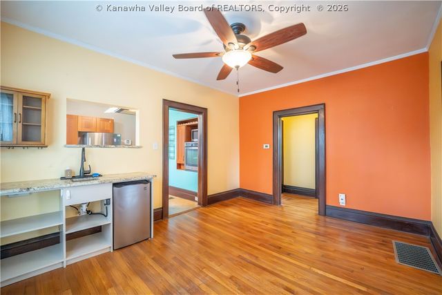 727 Garvin Avenue, Charleston, WV 25302