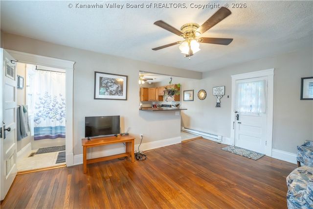 727 Garvin Avenue, Charleston, WV 25302