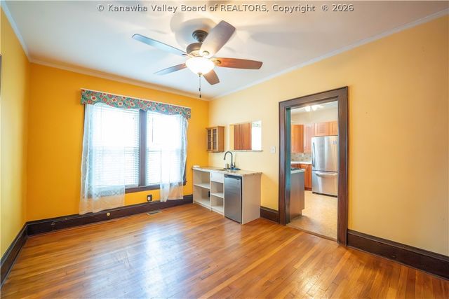 727 Garvin Avenue, Charleston, WV 25302