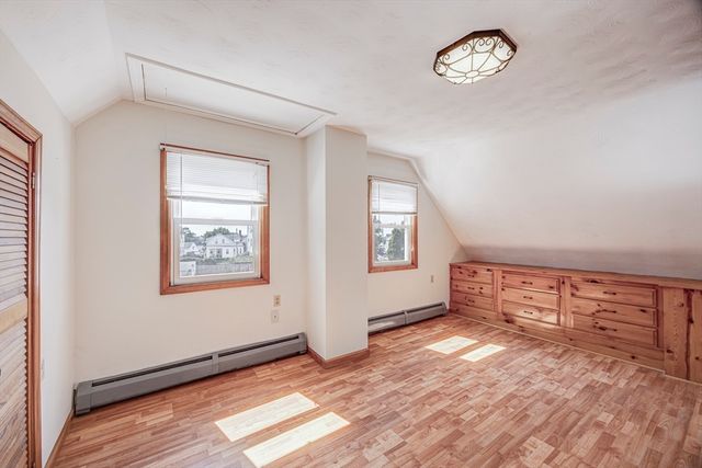 188 Washington St, New Bedford, MA 02740