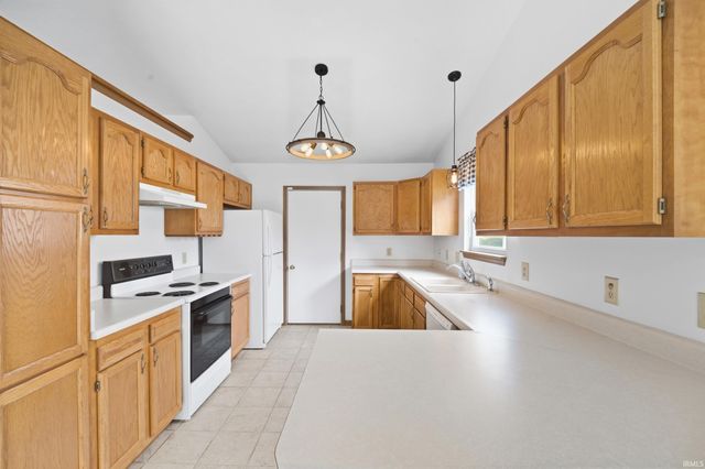 5000 Saddle Drive, Lafayette, IN 47905