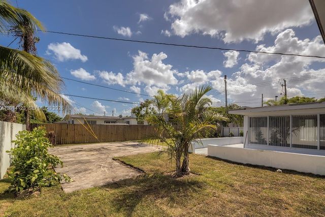 160 NW 199th Street 1, Miami Gardens, FL 33169