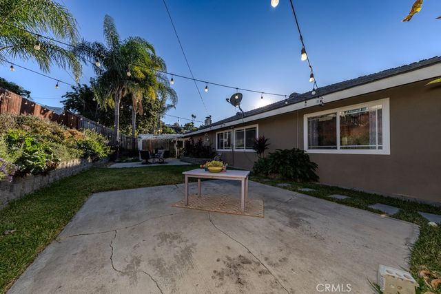 130 N Lohrum Lane, Anaheim Hills, CA 92807