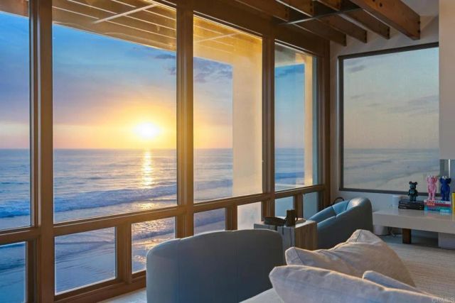 1909 S Pacific Street, Oceanside, CA 92054