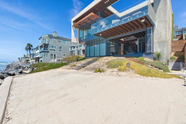 1909 S Pacific Street, Oceanside, CA 92054