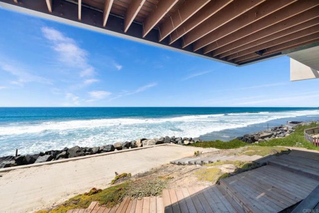 1909 S Pacific Street, Oceanside, CA 92054