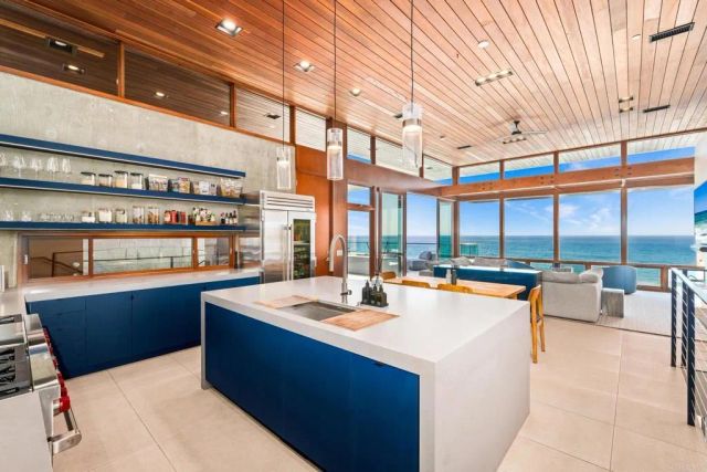 1909 S Pacific Street, Oceanside, CA 92054