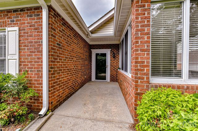 8629 Windsor Ridge Drive, Charlotte, NC 28277