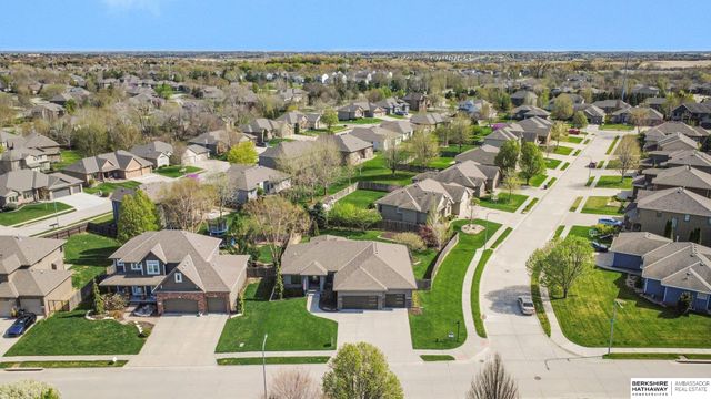 19819 Marcy Street, Omaha, NE 68022