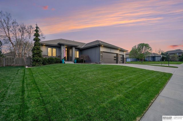 19819 Marcy Street, Omaha, NE 68022