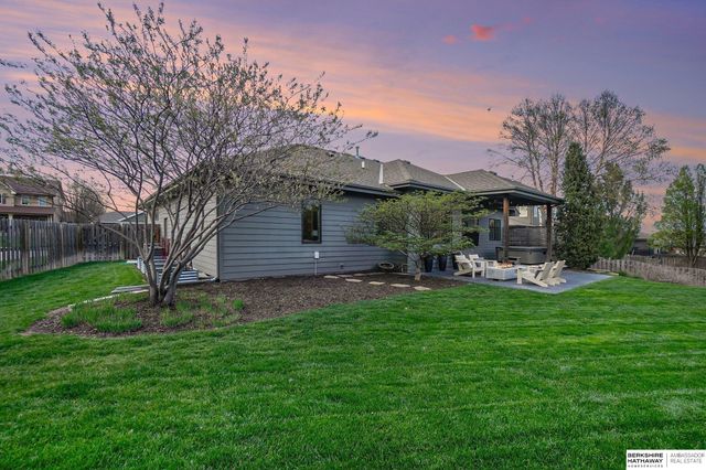 19819 Marcy Street, Omaha, NE 68022