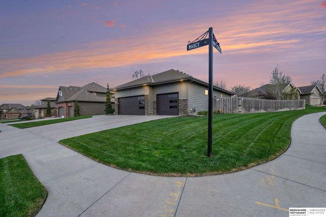 19819 Marcy Street, Omaha, NE 68022