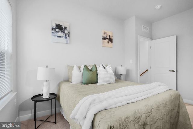 2804 LEWIS AVE, Suitland, MD 20746