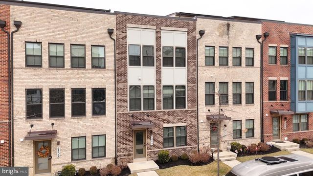 2804 LEWIS AVE, Suitland, MD 20746