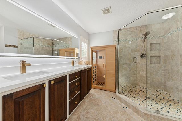 11534 SW Glengarry Court, Port St. Lucie, FL 34987