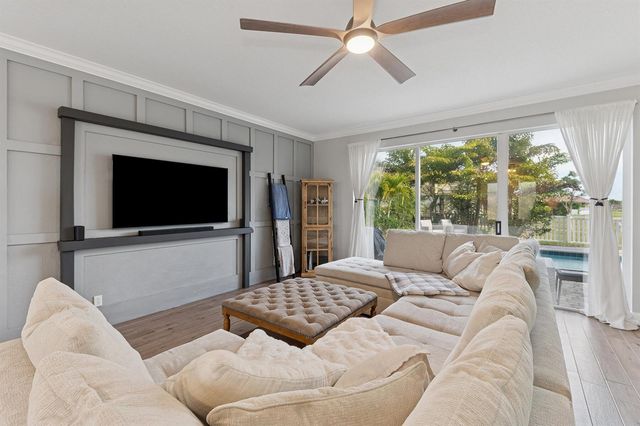 11534 SW Glengarry Court, Port St. Lucie, FL 34987